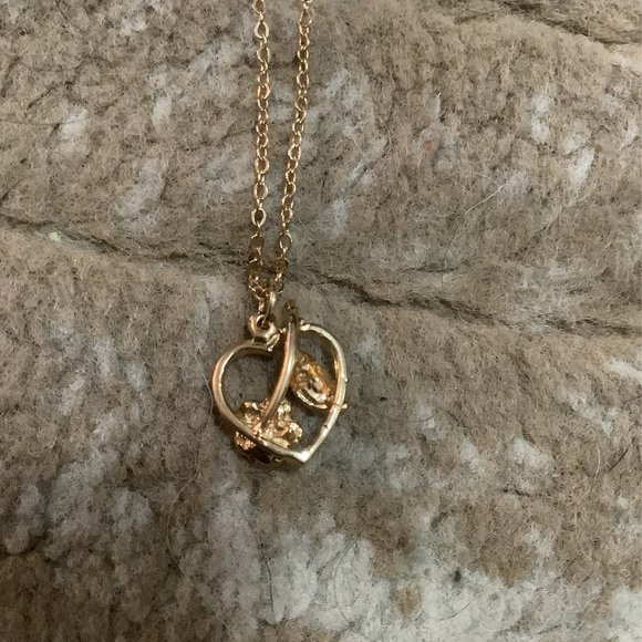 Goldtone Heart and Rose Necklace - Picture 4 of 6